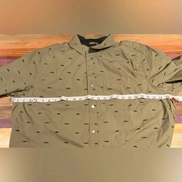 LAPG Bombs Away Button Up, Size Large, NWT - Picture 7 of 9